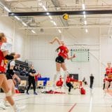 Milena Montonen ja Venla Manni Kangasalan liigajoukkueeseen